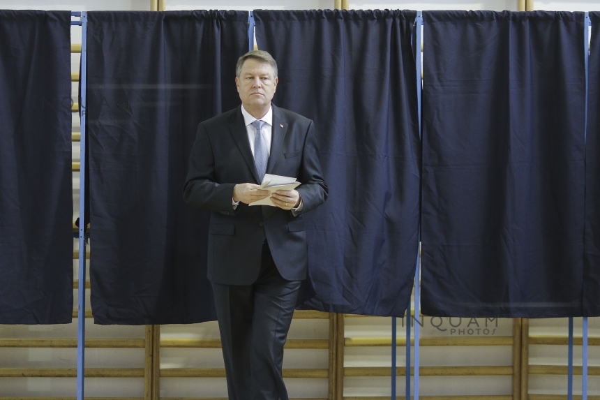 Preşedintele Klaus Iohannis a votat: Am votat pentru o Românie prosperă şi puternică. FOTO, VIDEO