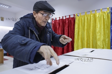 BEC: Prezenţa la urne până la ora 11.00 - 8,62%; Teleorman - 12,73%, Maramureş - 5,79%, Bucureşti - 8,26%