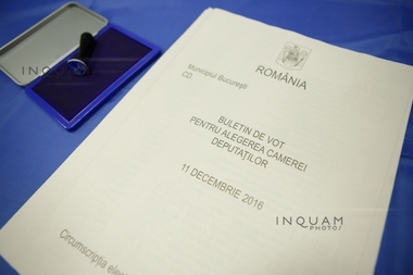 Liderul ALDE Iaşi, Varujan Vosganian, a prins mandatul de deputat la redistribuire, la fel şi scriitorul Dan Lungu (USR) pentru Senat