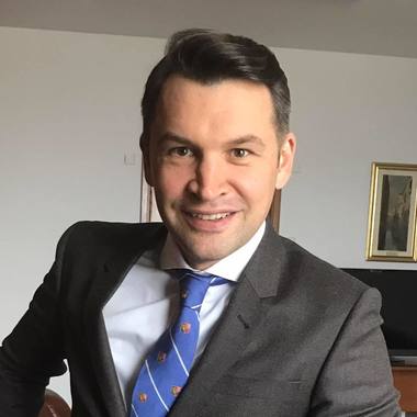 Liderul PNL Craiova: Unul dintre obiectivele viitorului congres ar putea fi formarea unei alianţe politice PNL-USR