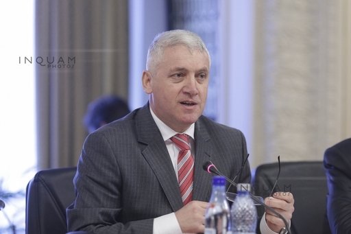 Ţuţuianu, despre ofiţerii sub acoperire: Dacă este identificat un om valoros care poate contribui cu informaţii la securitatea naţională, poate fi şi din presă