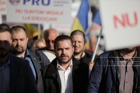 Tensiuni în PRU: Conducerea l-a demis pe Bogdan Diaconu din funcţia de preşedinte; Diaconu convoacă un Congres