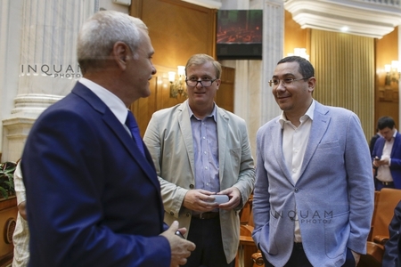 Dragnea: Mie mi-a plăcut expresia lui Ponta cu avioanele. El consideră că preşedintele PSD trebuie să fie şi premier