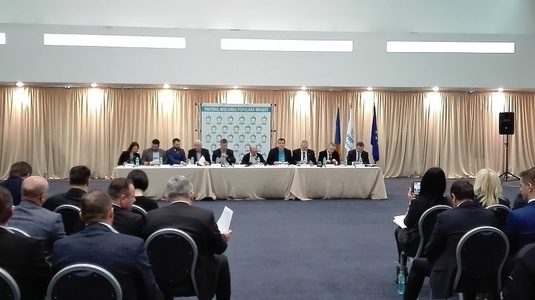 Băsescu: Singura soluţie ca PSD să nu se urce cu picioarele pe coduri este formarea unei comisii speciale