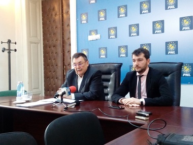 Dobre: Legat de perspectivele politice cred că Cioloş a fost foarte ezitant; ca om de dreapta ar trebui să aibă o opţiune fermă