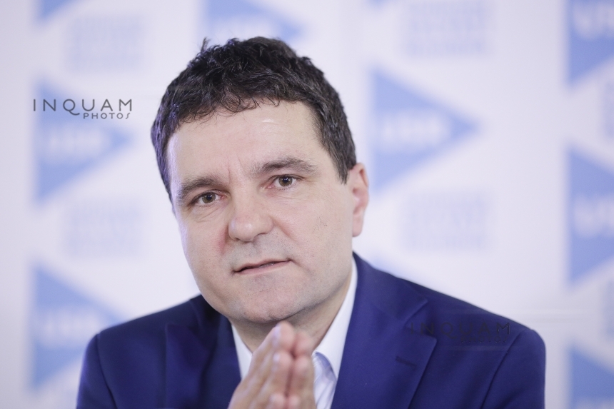 Nicuşor Dan: Există voinţă majoritară în USR ca Cioloş să vină în partid, dar decizia este a sa