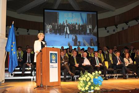 Turcan, la Sibiu: PNL şi preşedintele Klaus Iohannis au fost şi sunt parteneri de cursă lungă