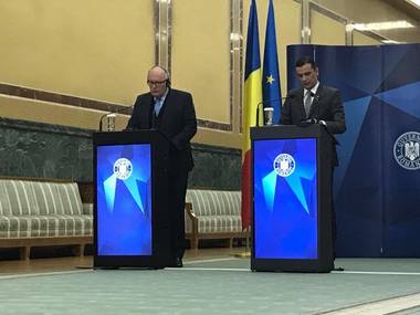 Frans Timmermans: Cel mai bun garant al luptei împotriva corupţiei este poporul român