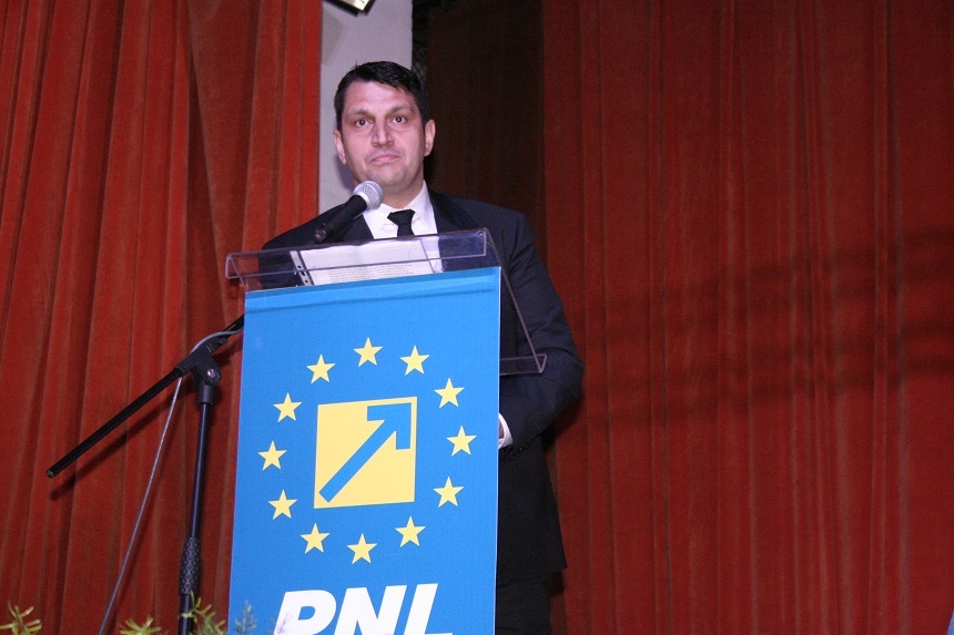 Fostul deputat Ştefan Stoica, declarat incompatibil de ANI, este noul preşedinte al PNL Dolj