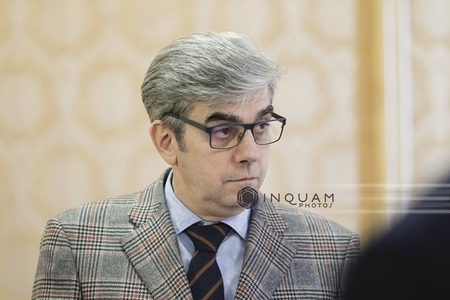 PSD renunţă la postul de viceguvernator BNR. Funcţia ar urma să fie ocupată de deputatul PNL Eugen Nicolăescu - surse