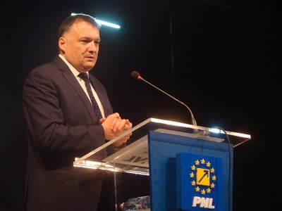 Deputatul Bogdan Huţucă este noul preşedinte al organizaţiei judeţene a PNL Constanţa