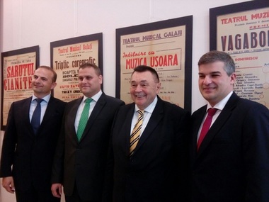 Senatorul George Stângă este noul preşedinte al PNL Galaţi, filială condusă aproape 21 de ani de Victor Paul Dobre