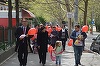 Vaslui: Peste o sută de social-democraţi au organizat un marş de 1 Mai, oferind baloane roşii şi steaguri cu însemnele PSD - FOTO
