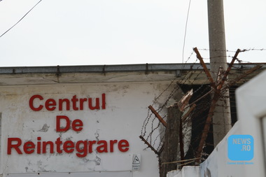 Proiectul prin care deţinuţii încarceraţi în condiţii inumane beneficiază de şase zile reduse la 30 de detenţie, adoptat de deputaţi