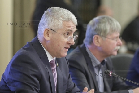 Adrian Ţuţuianu: Comisia de control al SRI lucrează la un proiect de lege privind prevenirea şi combaterea terorismului