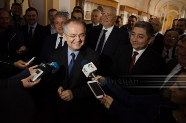 Boc: Nu aş vrea să fiu în locul lui Grindeanu. Şi PDL a trecut prin momente de criză, dar noi le-am discutat în familie