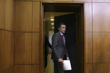 Grindeanu, la Timişoara: Domnul Dragnea să fie bărbat politic şi să vină în faţa Congresului