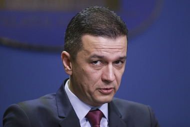 Grindeanu: Eu l-am informat pe preşedintele Iohannis prin SMS de rezultatul votului din Parlament şi apoi am avut o discuţie telefonică
