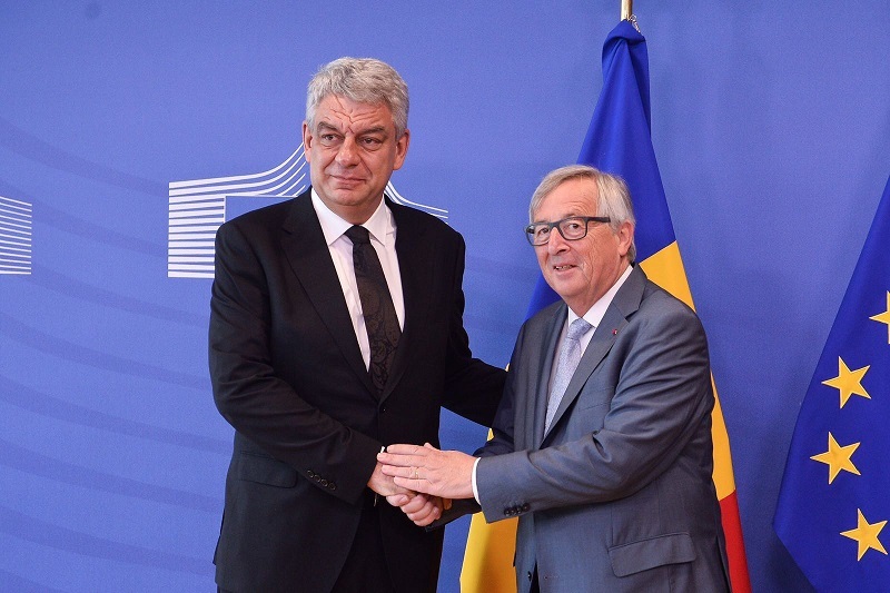 Tudose a discutat cu Juncker despre ridicarea MCV şi despre măsurile pentru creşterea absorbţiei fondurilor UE - surse