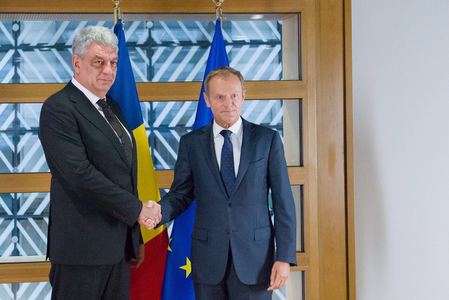 Tudose a discutat cu Tusk despre R. Moldova: Ne continuăm rolul de cel mai implicat stat în atragerea Moldovei pe calea UE