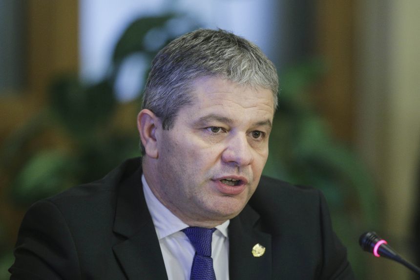 Premierul Mihai Tudose decide săptămâna viitoare dacă îl demite sau nu pe ministrul Sănătăţii, Florian Bodog - surse