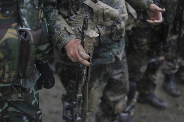Proiectul de OUG privind pensiile militarilor: Pensia nu mai poate depăşi media salariului primit în anii de activitate. Indexarea tuturor pensiilor speciale, limitată. Textul, discutat cu sindicatele la Ministerul Muncii