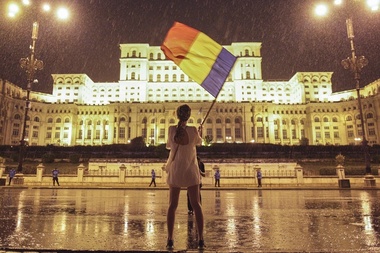 Începe noua sesiune parlamentară: Legile Justiţiei, legea pensiilor şi Codul administrativ, printre priorităţile coaliţiei