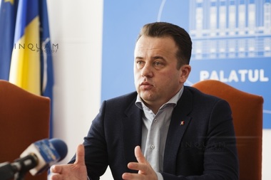 Pop: Problema din Tg. Mureş nu este a Ministerului Educaţiei, ci este locală. Avem o soluţie. Tudose, ironic: Ditamai problema naţională