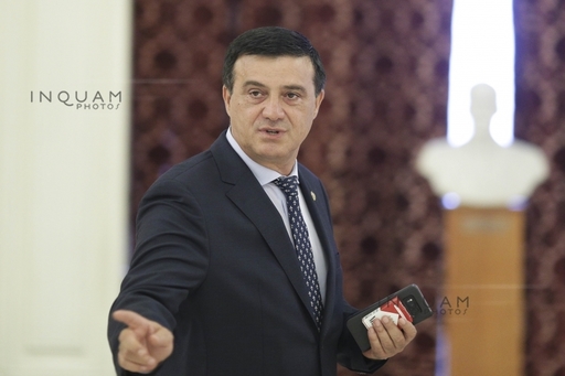 Bădălău anunţă că va face un denunţ calomnios împotriva lui Marin Anton: Nu l-am atins, detest violenţa