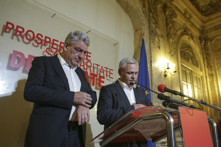 Dragnea: Este pentru prima dată când vor creşte salariile într-un mod serios pentru toată lumea. Tudose: Sindicatele au ajuns la o logică strâmbă, plecând de la premisa că "închidem ţara şi n-o să mai muncească nici albinele"