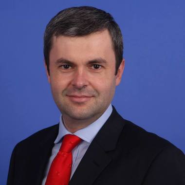 Europarlamentarul PSD Sorin Moisă pleacă din partid şi cere demisia lui Dragnea. Reacţiile europarlamentarilor PSD. Cătălin Ivan: Un partid sănătos nu ar da un Moisă nici pe 100 de Dragnea. Mircea Paşcu: Apropierea de Cioloş, mai mare decât pentru PSD