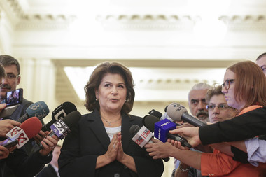 Rovana Plumb critică atitudinea premierului Mihai Tudose şi ia partea Gabrielei Firea în conflictul intern din PSD