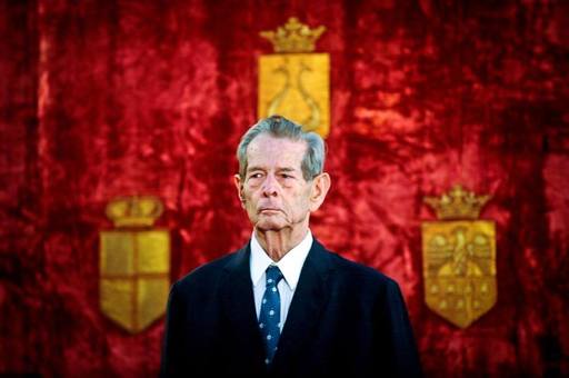 Reacţii ale politicienilor după anunţul decesului Regelui Mihai: Iohannis: A fost una dintre cele mai mari personalităţi ale României. Tudose: Un model de moralitate. Iliescu: Un exemplu de responsabilitate politică şi civică