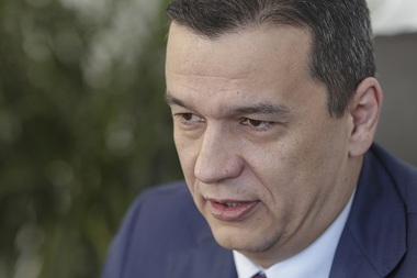 Grindeanu, întrebat despre tensiunile recente din PSD şi asemănările cu momentul debarcării sale: Nu aş face comparaţii, nu cred că sunt comparabile situaţiile şi nici nu îmi doresc să fie