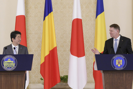 Vizele de intrare în Japonia pentru români au fost ridicate, anunţă premierul japonez la Palatul Cotroceni