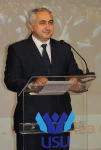BIOGRAFIE: Valentin Popa, ministrul propus pentru Educaţie, este rectorul Universităţii „Ştefan cel Mare” din Suceava 