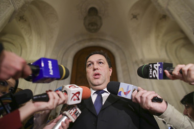 Şerban Nicolae urmează să fie înlocuit de la conducerea Comisiei de anchetă privind arhiva SIPA