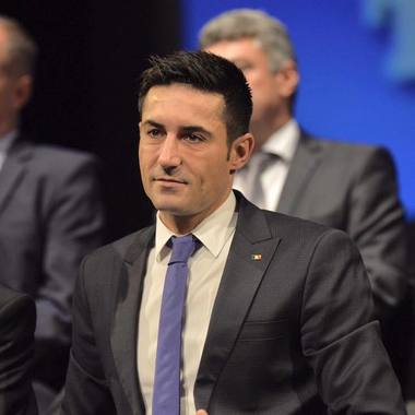 Manda: Maior a spus că SRI l-a informat pe preşedinteleTraian Băsescu cu privire la motivele pentru care Alina Bica trebuia refuzată în funcţia de procuror-şef DIICOT