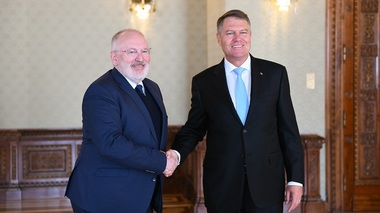 Iohannis şi Timmermans au discutat despre modificarea legilor justiţiei din România şi continuarea luptei anticorupţie
