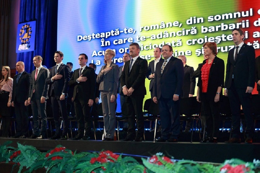 UPDATE Consiliul Naţional al PNL a validat susţinerea candidaturii lui Klaus Iohannis pentru un nou mandat şi pe Ludovic Orban premier. Liberalii anunţă depunerea, în această sesiune parlamentară, a unei moţiuni de cenzură împotriva Guvernului FOTO, VIDEO