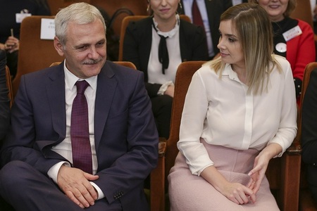 Dragnea: Mi-a fost drag că am fost cu Irina la Congres, n-am cerut-o încă în căsătorie; inelul pe care îl are nu e de logodnă, i l-am dat de 1 martie, nu e unul scump