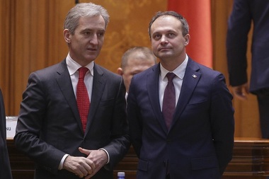 Andrian Candu, în Parlamentul României: Avem de-a face cu unii care vor să decidă în locul nostru unde să mergem şi ce trebuie să facem