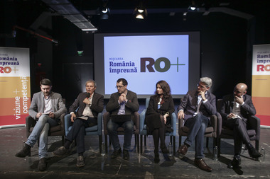 Dacian Cioloş a anunţat că a depus actele pentru înfiinţarea partidului „Mişcarea România Împreună” VIDEO