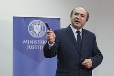 Tudorel Toader: Vom sesiza Curtea Constituţională cu privire la refuzul preşedintelui de revocare din funcţie a procurorului şef al DNA