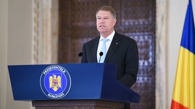 UPDATE - Iohannis: Trimit la Curtea Constituţională întregul pachet al Legilor justiţiei şi sesizez Comisia de la Veneţia. Nu putem să asistăm pasiv la o rescriere a Constituţiei. Reacţia ministrului Justiţiei. VIDEO