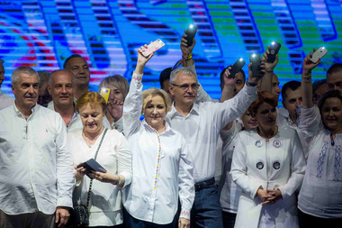 Comitetul Executiv al PSD: Susţinere pentru Dragnea şi Guvern, accelerarea adoptării legilor justiţiei şi a codurilor penale, întărirea CCR. Codrin Ştefănescu: Avem un plan pe puncte, ştim exact ce avem de făcut, de luni vom comunica public