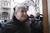 Gabriel Oprea, pentru PressOne, după ce a fost acuzat că a postat pe Facebook o fotografie trucată cu Obama: Mi-au dat poza cei de acolo. Am fost acolo şi chiar am dat mâna cu preşedintele. Nu e ceva formidabil, chiar aşa a fost