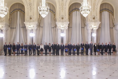 Premierul Viorica Dăncilă îşi prezintă luni bilanţul, la şase luni de guvernare