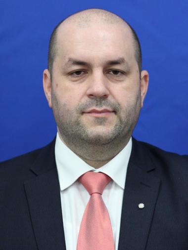 Preşedintele Comisiei pentru apărare din Cameră, despre protestul din 10 august: Ce s-a întâmplat acolo nu e conform realităţii. Sunt persoane care au participat la miting şi care vin să ne agreseze personalul de la cabinetele parlamentare