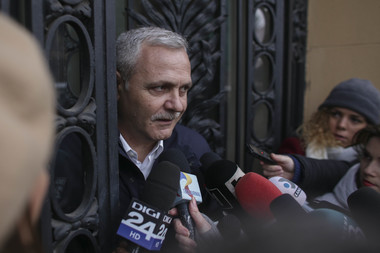 Dragnea: Cer Comisiei SRI să înceapă de urgenţă o anchetă care să cerceteze eventualele fapte ilegale săvârşite de SRI. Inspecţia Judiciară trebuie să se autosesizeze în legătură cu aceste protocoale şi să pornească o anchetă la Parchetul General